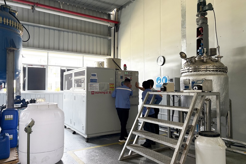 玻璃膜液反应釜防爆冷热一体水温机「黄瓜视频APP下载入口机械」