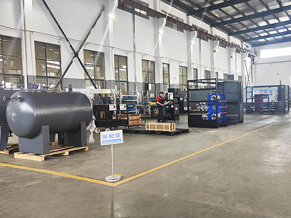 黄瓜视频APP下载入口机械：管路装配区