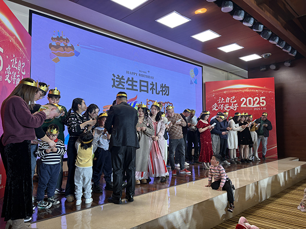 黄瓜视频APP下载入口机械年会