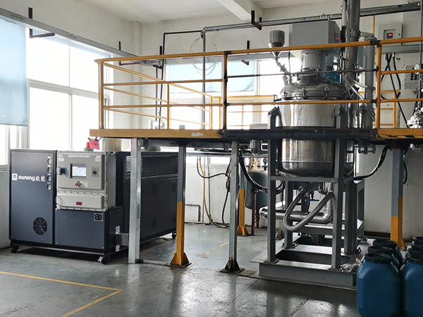 化工反应釜控温，防爆冷热一体机 (1)