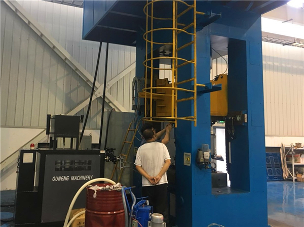 黄瓜视频污污下载更换导热油