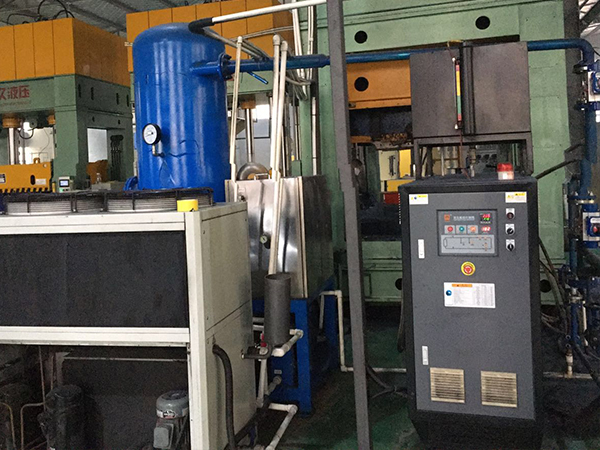 模具专用黄瓜视频污污下载