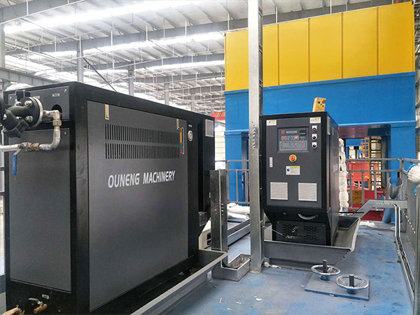 隔热垫成型黄瓜视频污污下载2