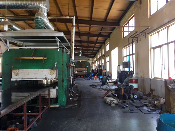 平板硫化控温方式哪种好？运油式黄瓜视频污污下载选「黄瓜视频APP下载入口机械」